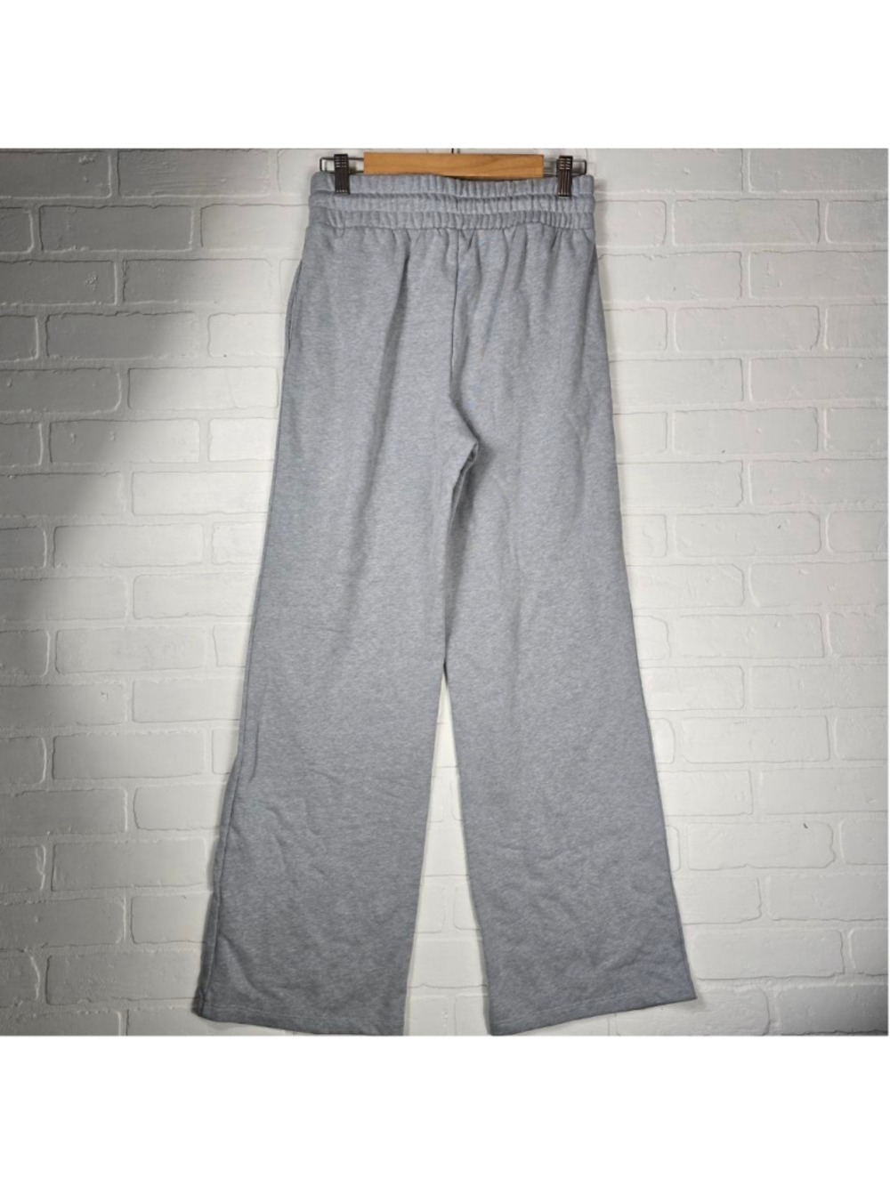 Wild Fable High Rise Sweatpants Size Small - Picture 2 of 3